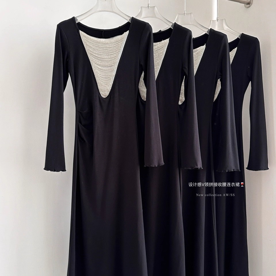 法式深V领磨毛加绒长袖连衣裙秋