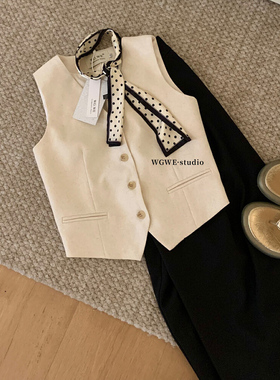 法式复古优雅叠穿V领西装马甲女夏季气质修身时髦洋气背心短上衣