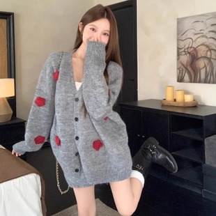 一整套裙 针织半身裙包臀短裙巨好看冬装 灰色花朵毛衣开衫 外套女