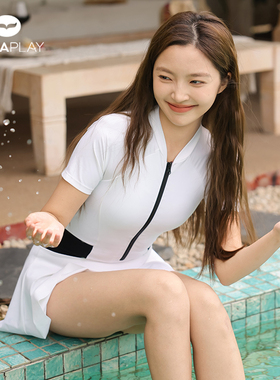 AquaPlay安泊来泳衣女泡温泉白色短袖连体裙摆露背游泳装海边度假