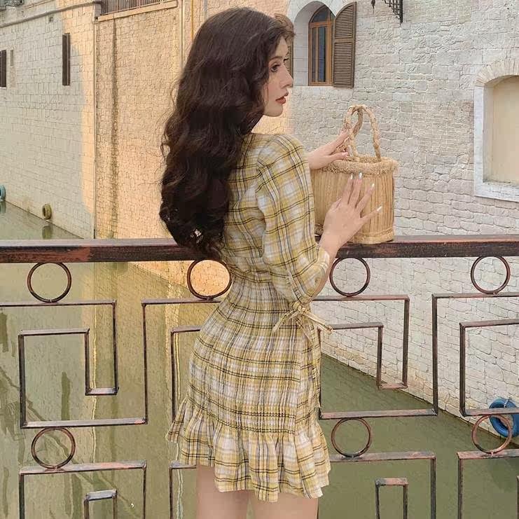2019秋季新款V領收腰包臀裙子短裙格子系帶半袖小個子連衣裙女裝在類目 模玩/動漫/周邊/cos/桌遊, Cosplay服飾/道具/服務, Cosplay女裝中 - 來自Buy2taobao.com提供專業的淘寶代購服務