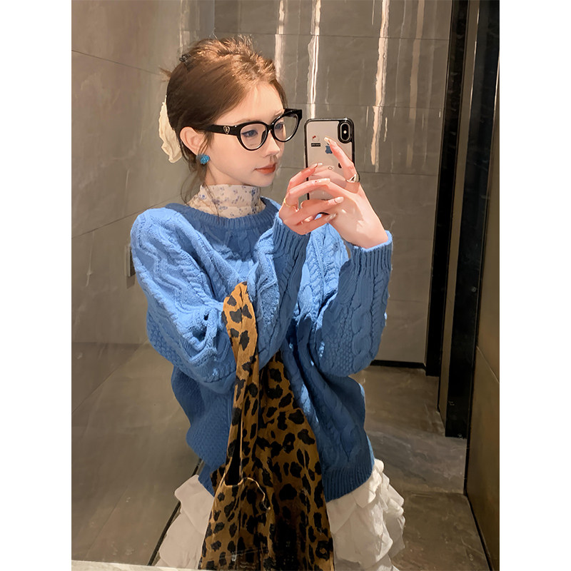 韩系蓝色麻花圆领套头毛衣女冬季宽松慵懒风软糯针织碎花内搭上衣