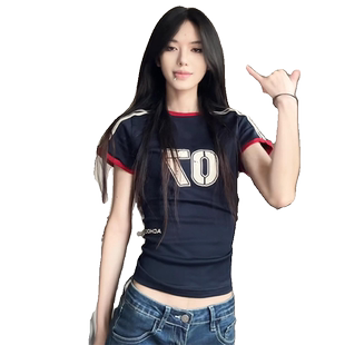 国潮牌插肩撞色三条杠短袖t恤女夏季辣妹紧身正肩设计感小众上衣