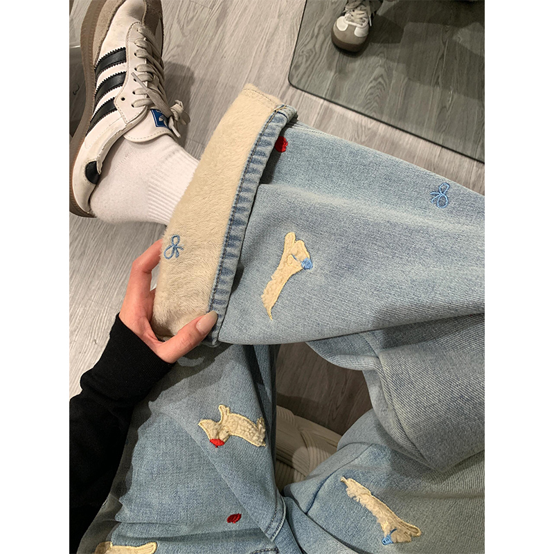 可爱卡通趣味小狗刺绣牛仔裤女