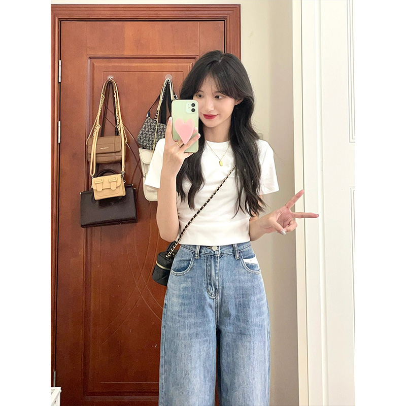 白色短袖t恤女修身夏季2022年