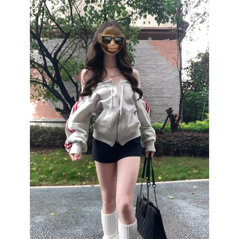 美式复古斜肩一字肩无帽卫衣女秋