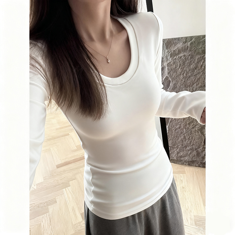 白色U领德绒打底衫女秋冬季2025