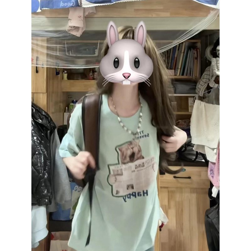 美式复古报纸小猫奶绿短袖t恤女夏季设计感小众宽松显瘦半袖上衣