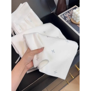 羊绒羊毛雪花白色针织休闲裤女冬季新款宽松百搭垂感软糯阔腿长裤