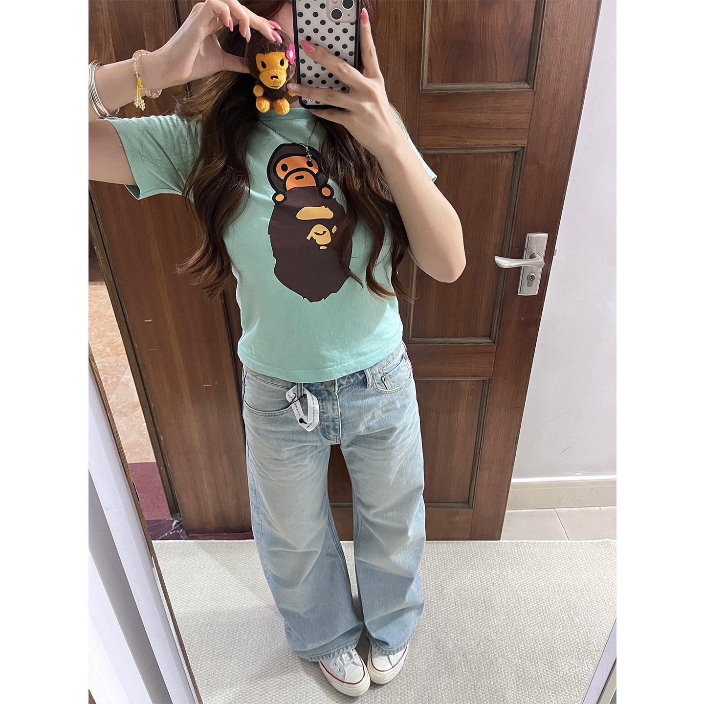 薄荷绿卡通猴子印花正肩短袖t恤女夏季可爱短款修身显瘦独特上衣