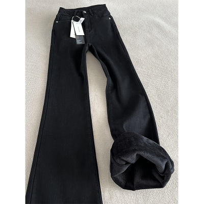 黑色微喇叭加绒牛仔裤女秋冬2025