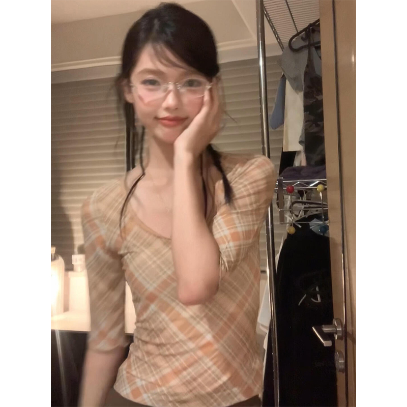 法式复古花边格纹网纱u领中袖t恤