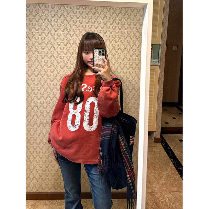 美式复古08数字红色圆领卫衣女春秋季宽松休闲运动慵懒风套头上衣