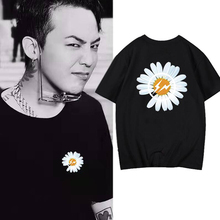 夏权志龙明星同款小雏菊花短袖t恤女ins潮出游闺蜜情侣装纯棉班服