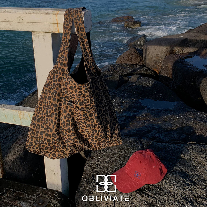 新款豹纹双面用大容量手提单肩包