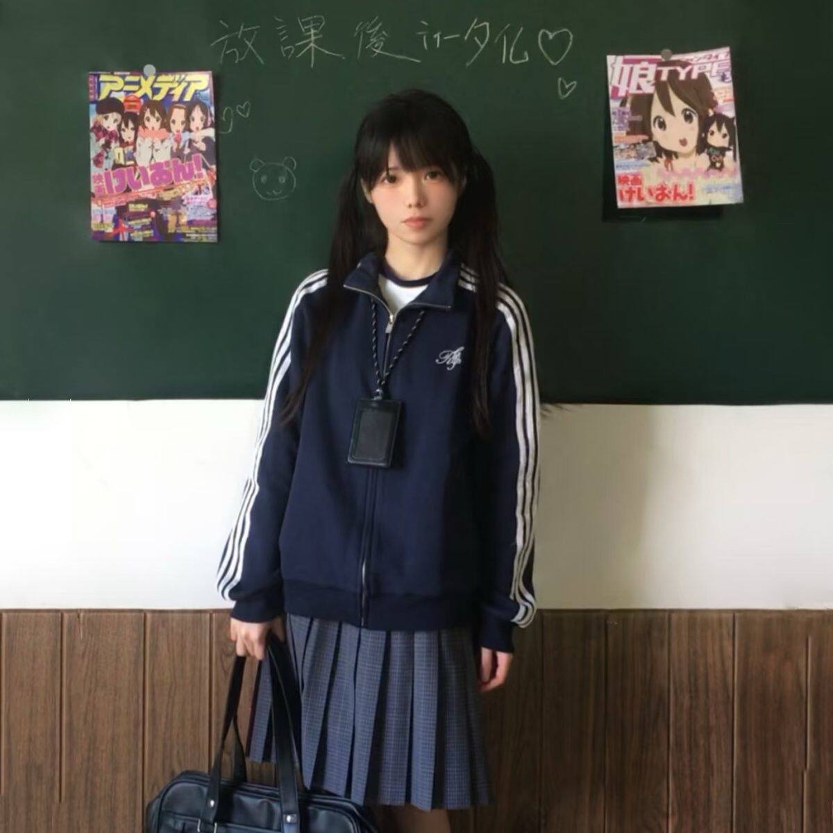 日系复古三条杠卫衣女运动外套2025春秋新款薄款开衫拉链上衣立领