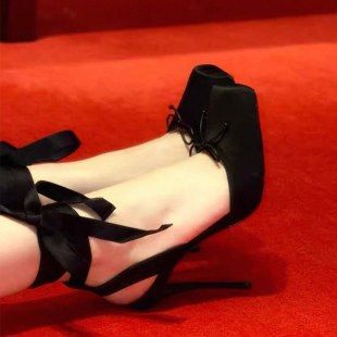 蝴蝶结高跟鞋女2026年夏季新款气质细跟绸缎后空黑色红底凉鞋女鞋