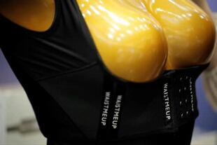 中 自营店秒杀 围密WAISTMEUP 心机托