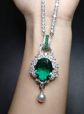 欧美高定奢华绿石吊坠甜酷小香风满钻白珠大宝石黑钻海蓝项链