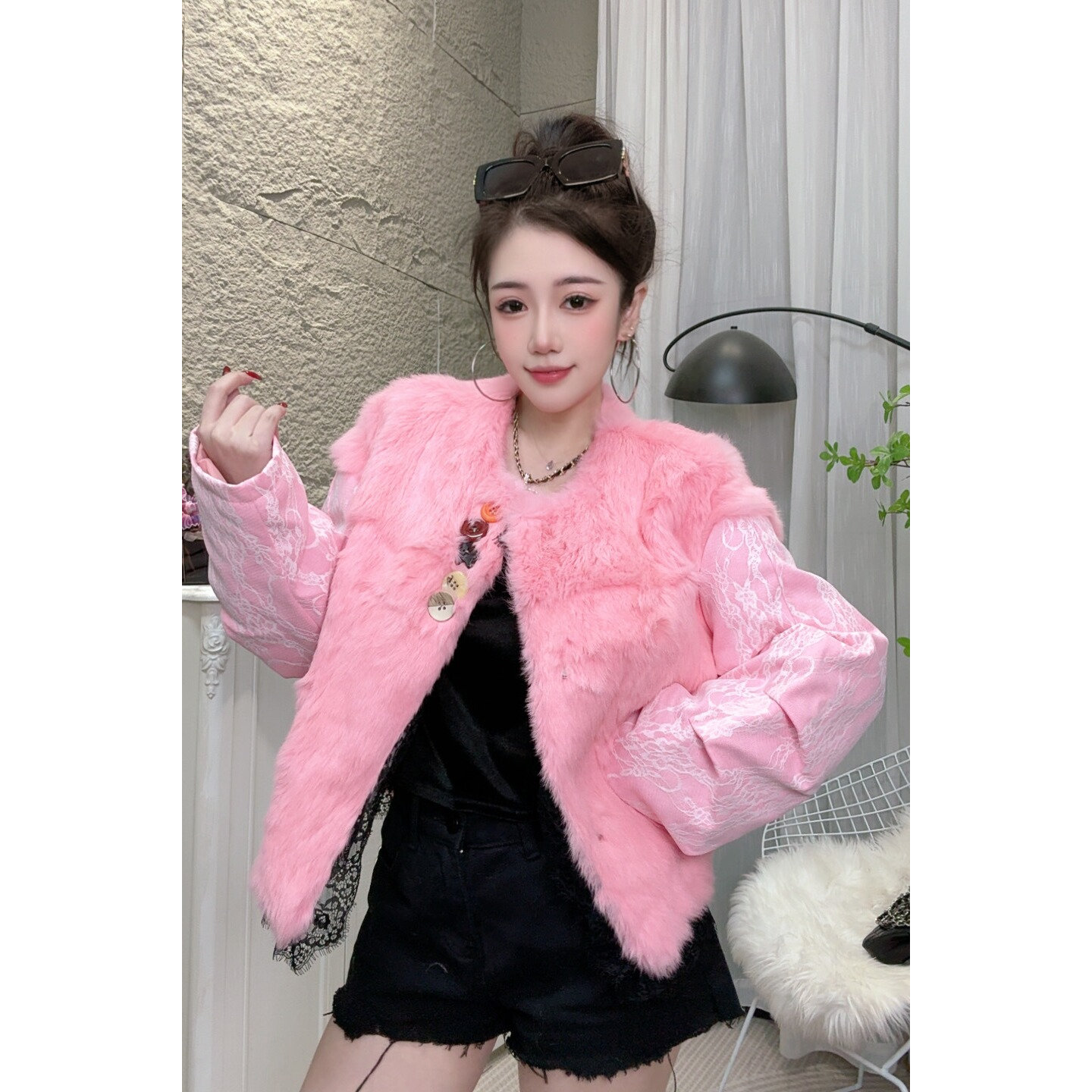 Bikamo/2025宽松型长袖休闲风厚款毛领拼接轻奢皮衣外套p0410