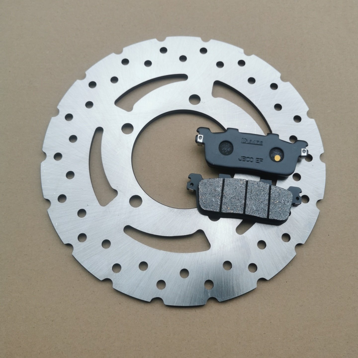 适用 光阳赛艇 CT250 ct300 S250 S350后 碟刹盘 刹车盘 刹车片,摩托车/装备/配件,刹车片/刹车系统,淘宝优惠券,粉丝福利购,淘宝优惠卷