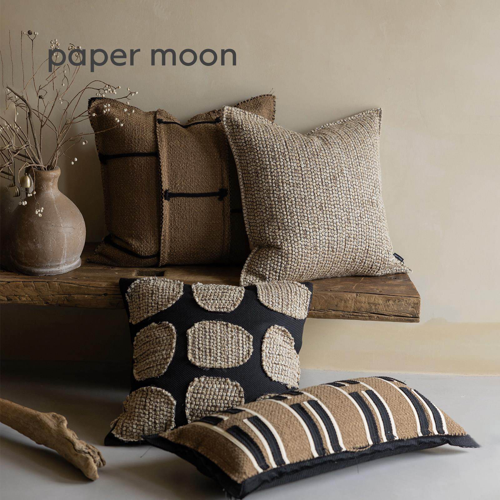 侘寂风现代极简软装设计师民宿别墅客厅中古沙发抱枕靠包咖色靠垫