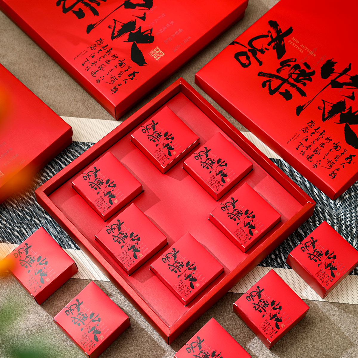 2026新款月饼盒子包装盒4 6 8粒装高档手提国风礼盒空盒制定logo