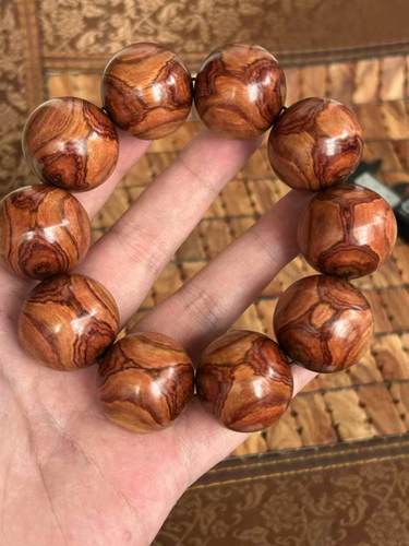 1215海南黄花梨正心对眼油梨，2.8手串