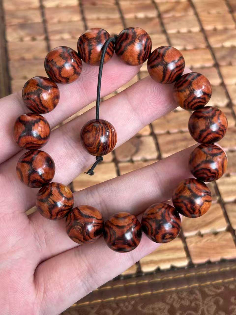 1218海南黄花梨紫油梨对眼1.5手串