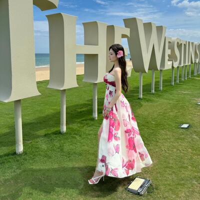 马尔代夫海岛旅游度假沙滩裙超仙高级感抹胸一字领露肩长款连衣裙