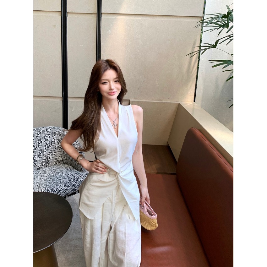 白色v领扭结收腰修身无袖背心女夏季慵懒套装休闲阔腿长裤两件套