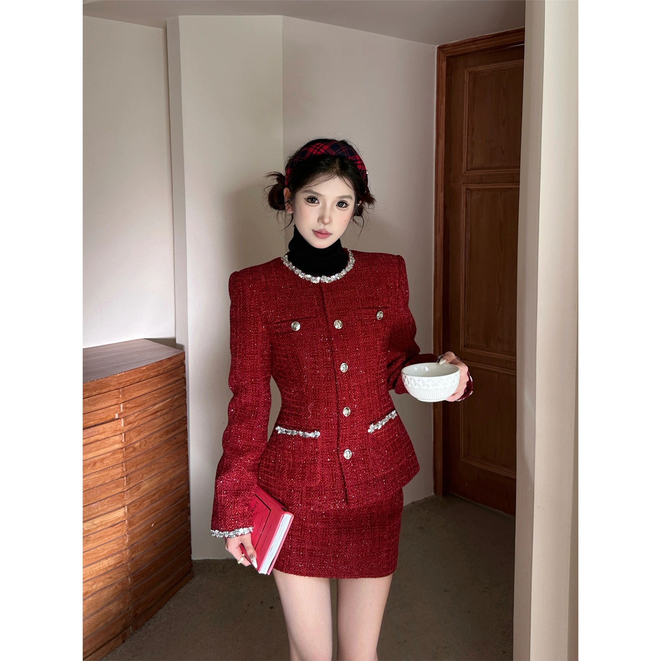 秋季小香风千金红色套装