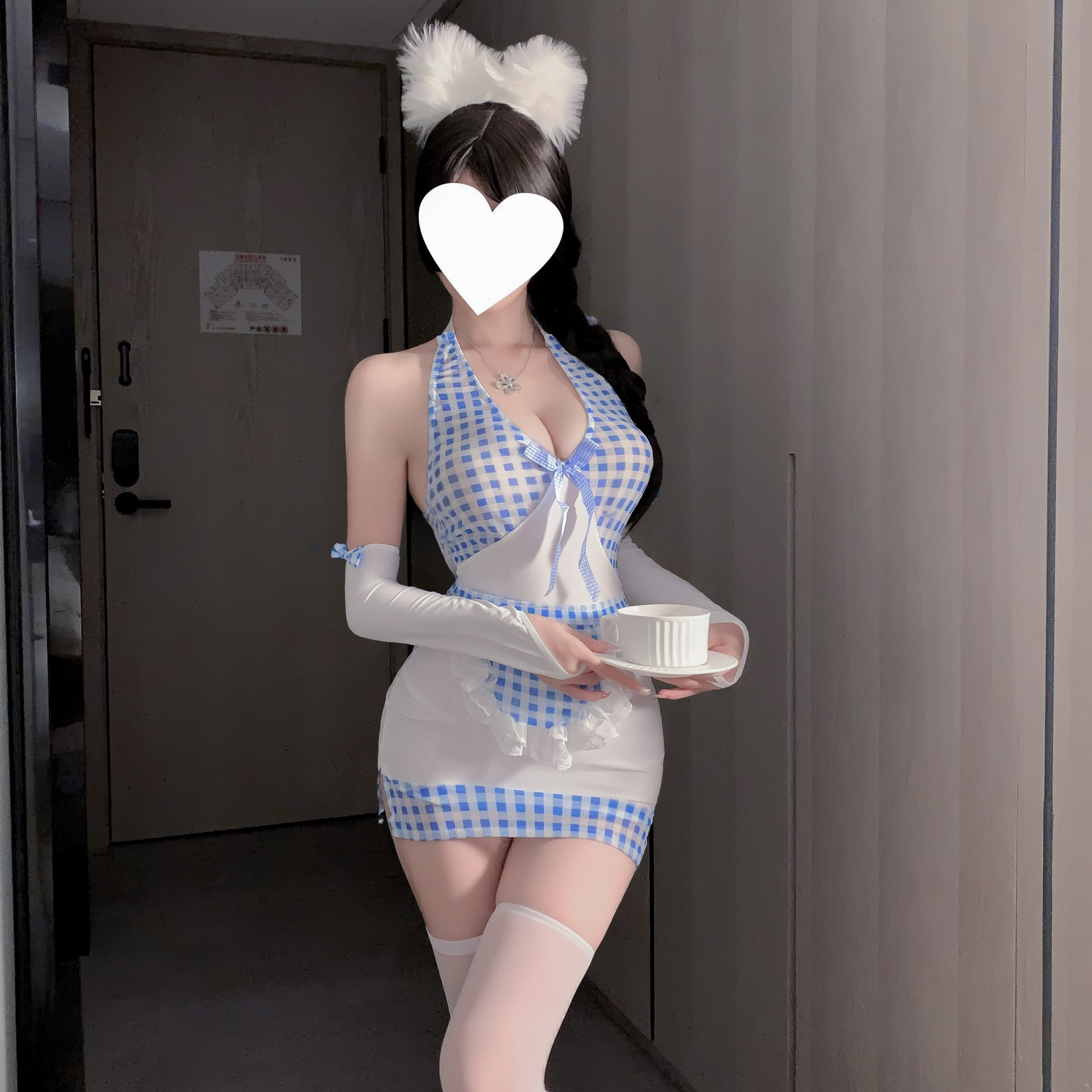 纯欲性感深V透视包臀女仆制服