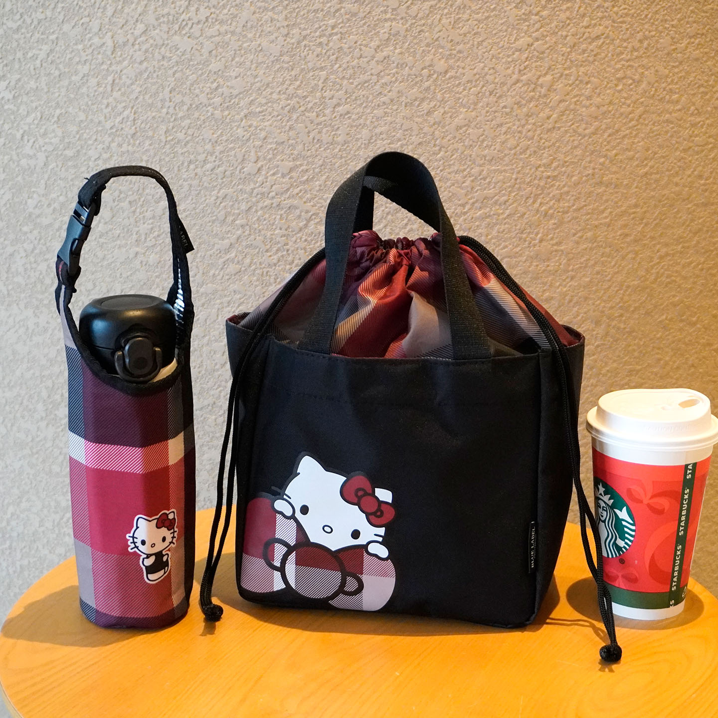 日系凯蒂猫格子抽绳饭盒袋