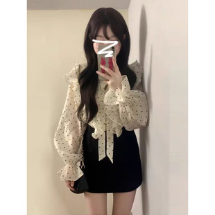 短裙两件套装 初春穿搭一整套俏皮活泼小个子甜美温柔风荷叶边衬衫