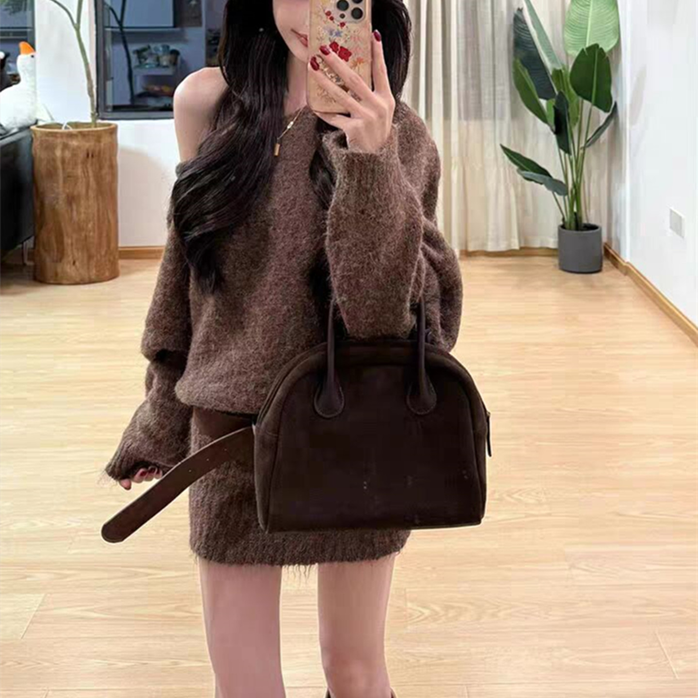 巨好看的性感打底斜肩针织连衣裙