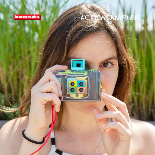 LomographyActionSampler四格