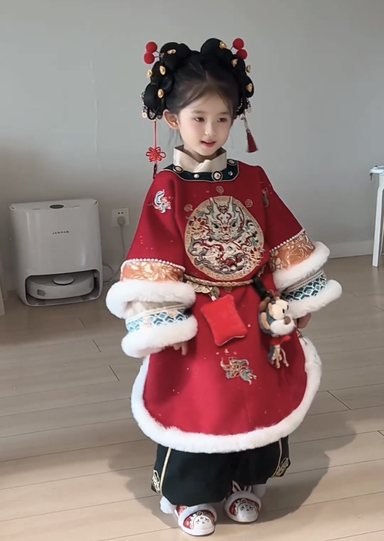 女童拜年秋冬冬季吉祥汉服儿童旗袍加厚加绒唐装中国古装冬款国潮