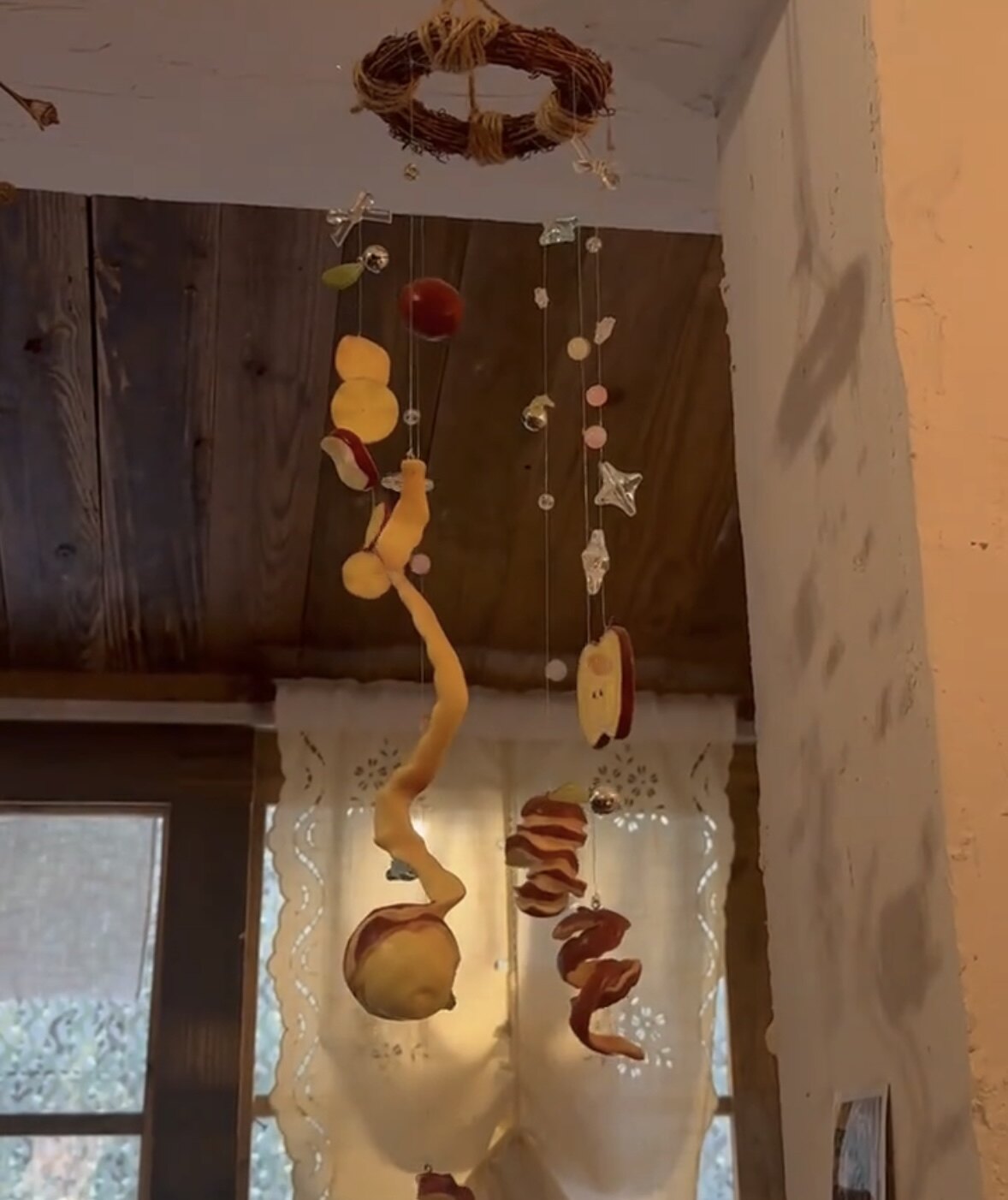 夏日红苹果挂饰手工制作diy材料包苹果卷挂饰送闺蜜对象礼物风铃