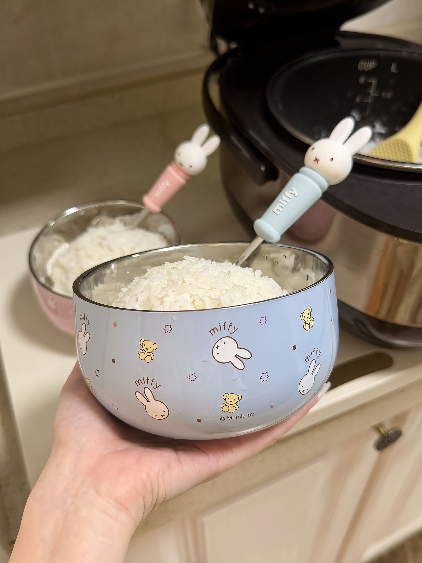 米菲兔碗316不锈钢可爱卡通儿童碗宝宝辅食碗隔热防烫碗