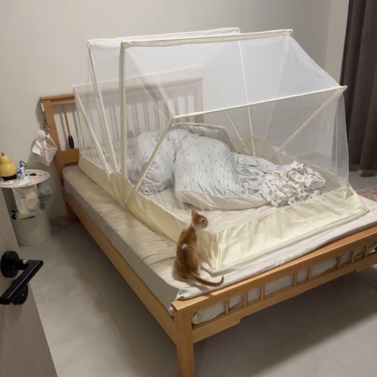 卧室全罩式蒙古包新款淡黄色防蚊罩户外新款折叠蚊帐免安装家用