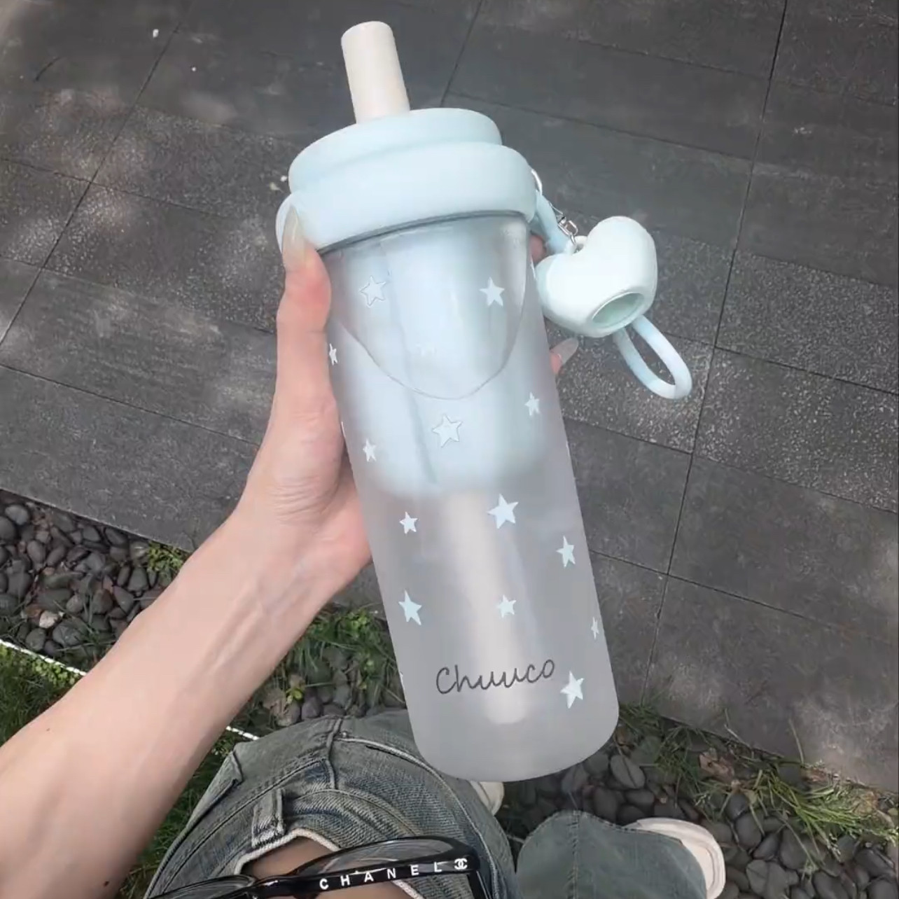 夏季水杯2026新款蓝色可过滤可爱吸管杯大容量便携学生杯子