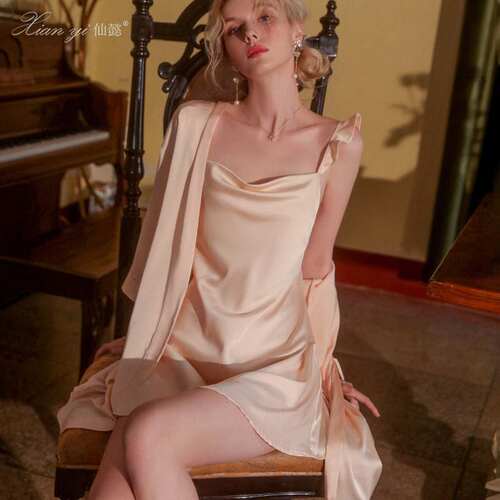 2025睡衣新品上新居家服装女夏法式冰丝性感深V露背纯色475