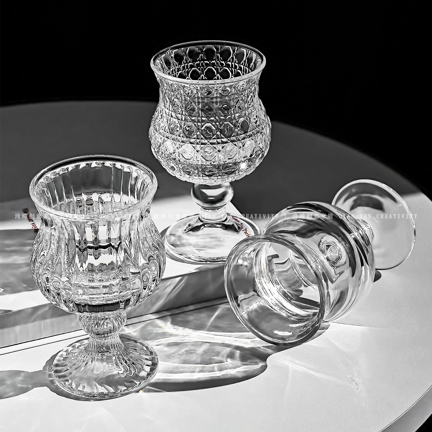 中古风浮雕高脚玻璃水杯创意ins风高颜值咖啡杯家用鸡尾酒红酒杯