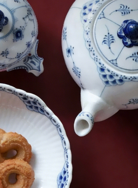 RoyalCopenhagen皇家哥本哈根半蕾丝唐草手绘茶具一人小茶壶单壶