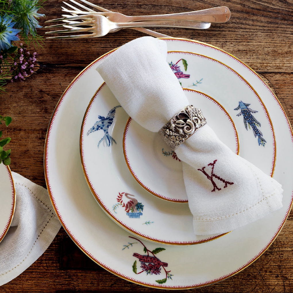 玮致活神话瑞兽餐盘骨瓷盘子