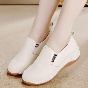 增高一脚蹬福乐鞋女25秋季新款盈轻简约妈妈鞋软底2舒0适小白鞋女