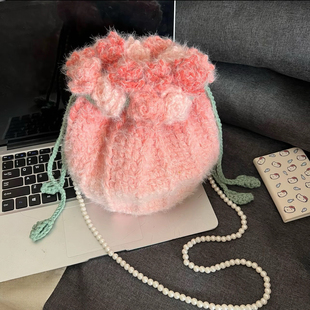 渐变玫瑰花包包毛线手工编织diy材料包水桶束口斜挎包送闺蜜女友