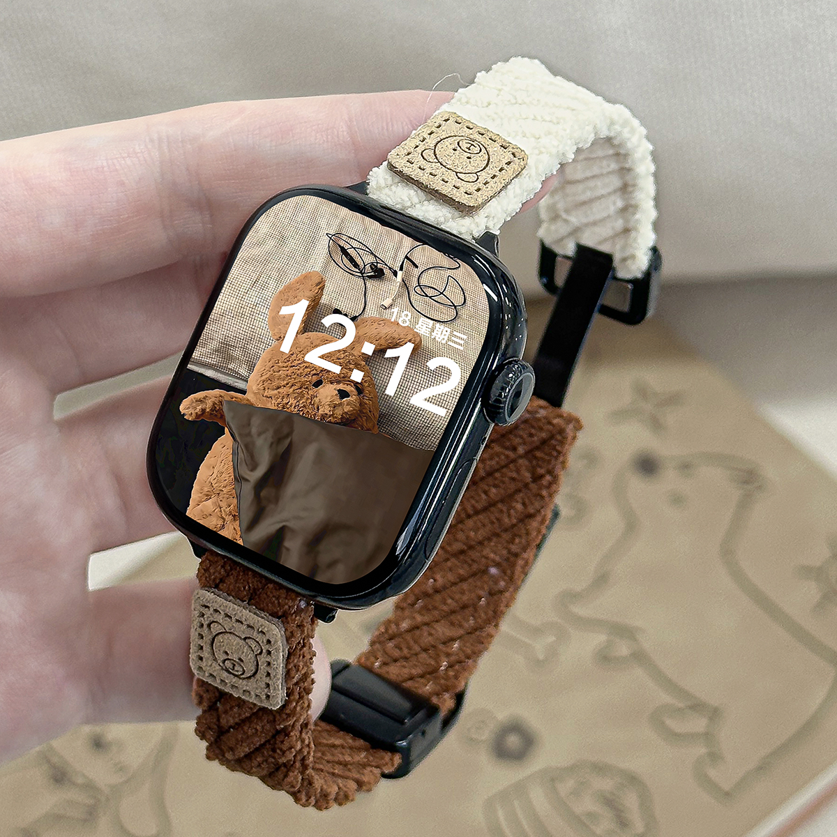 适用iWatch灯芯绒小熊磁吸皮表带