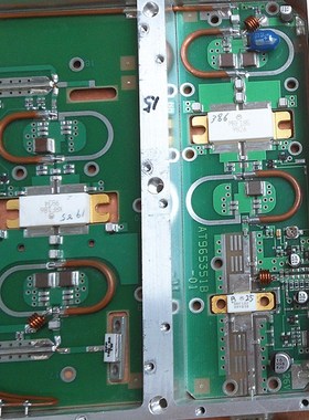 进口带5只MRF186功放t管的功放板 (1G/120W/28V)